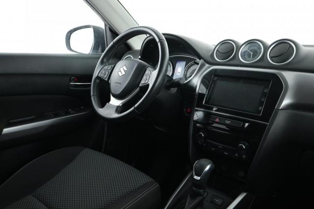 Suzuki Vitara image 5