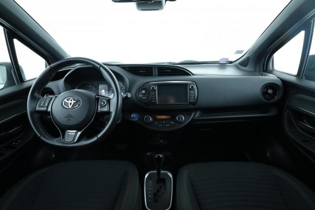 Toyota Yaris image 9