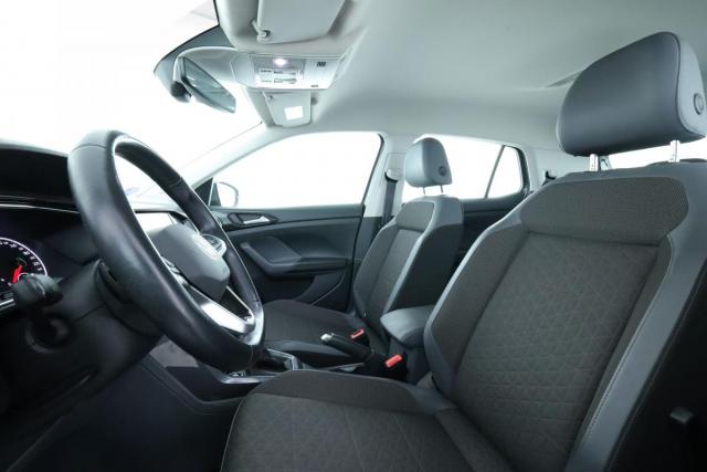 Volkswagen T-Cross image 9