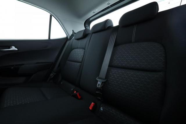 Kia Picanto image 6