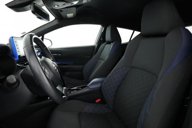 Toyota C-Hr image 3