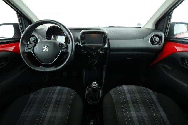 Peugeot 108 image 2