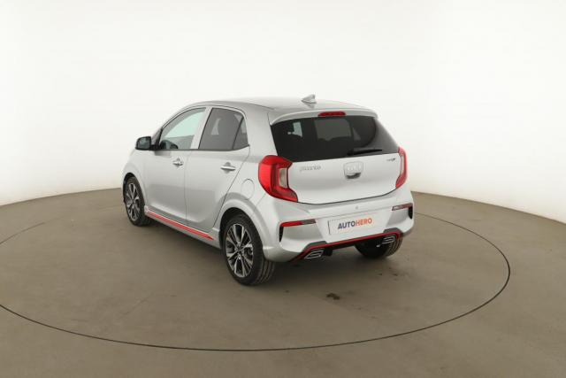 Kia Picanto image 9