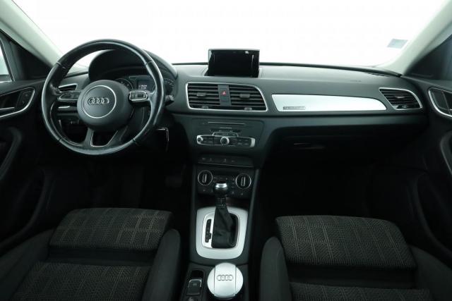 Audi Q3 image 8