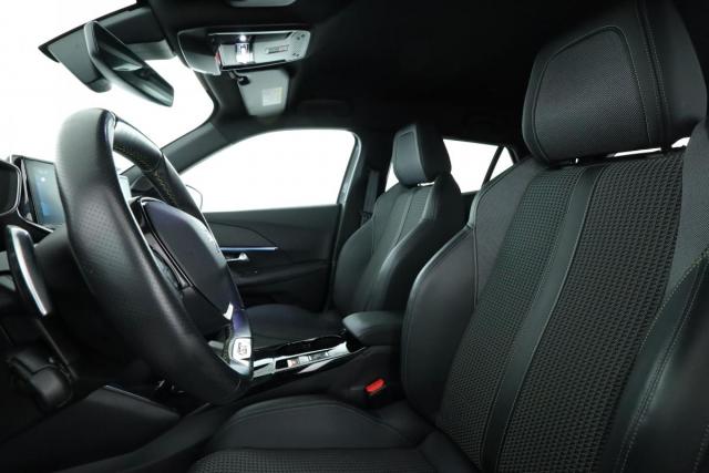 Peugeot 2008 image 3