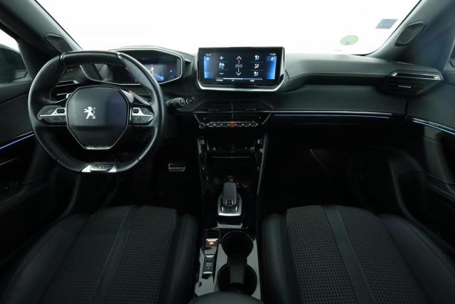 Peugeot 2008 image 9