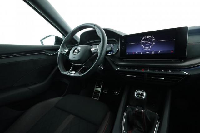 Skoda Octavia image 4