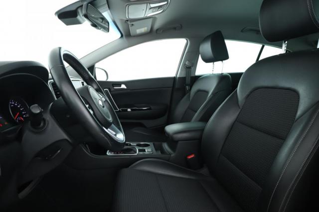 Kia Sportage image 2