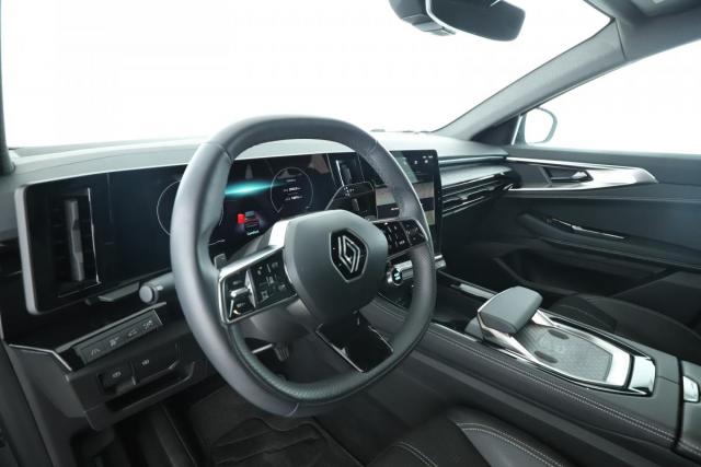 Renault Austral image 9