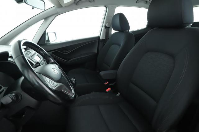 Hyundai Ix20 image 6