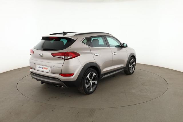 Hyundai Tucson image 8