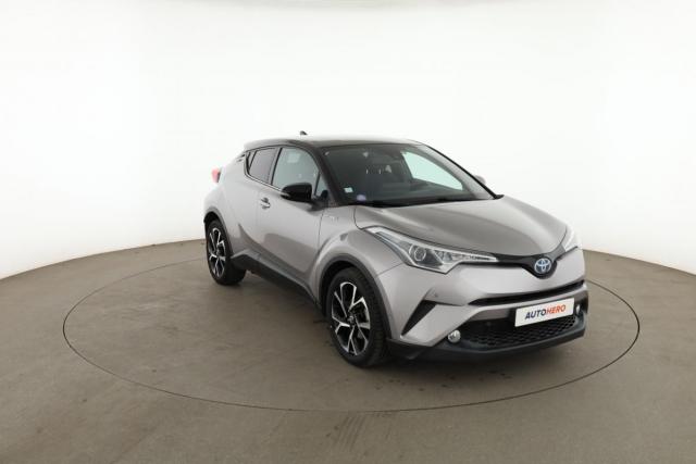 Toyota C-Hr image 6