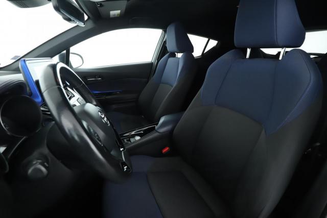 Toyota C-Hr image 3
