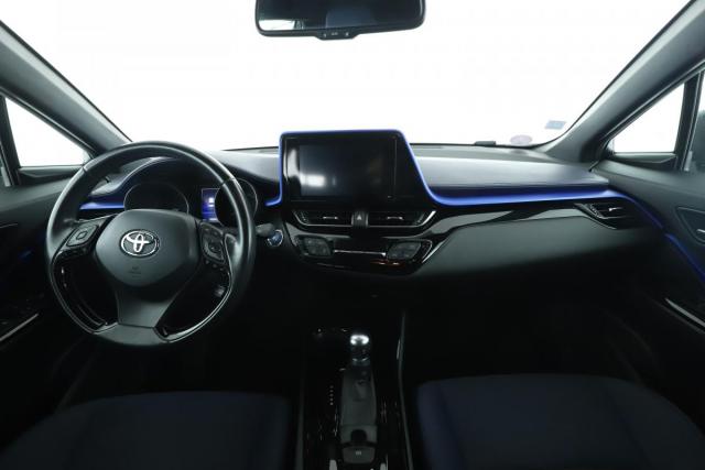 Toyota C-Hr image 7