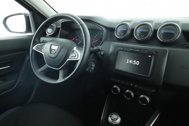 Dacia Duster image 9