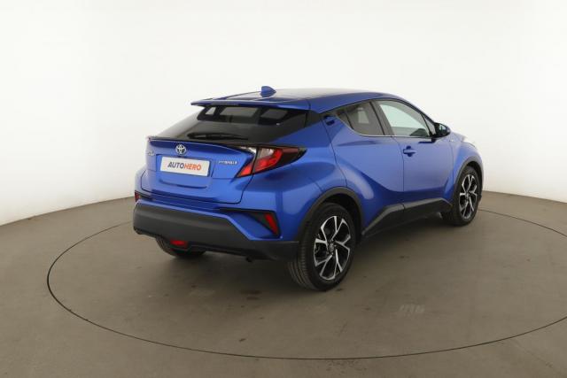 Toyota C-Hr image 7