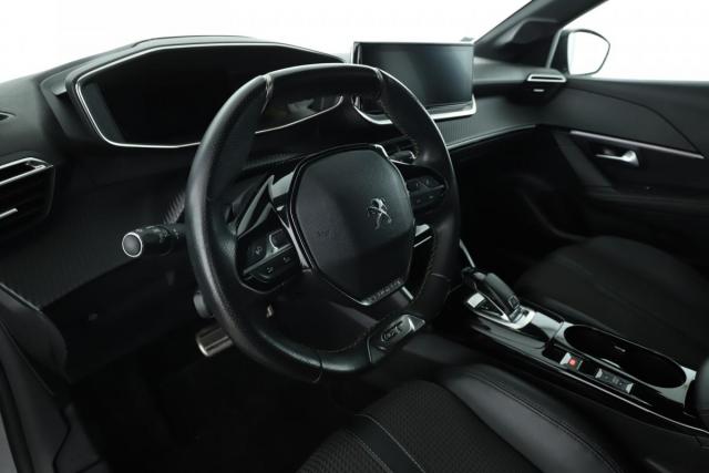 Peugeot 208 image 1