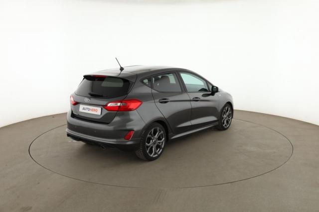 Ford Fiesta image 7