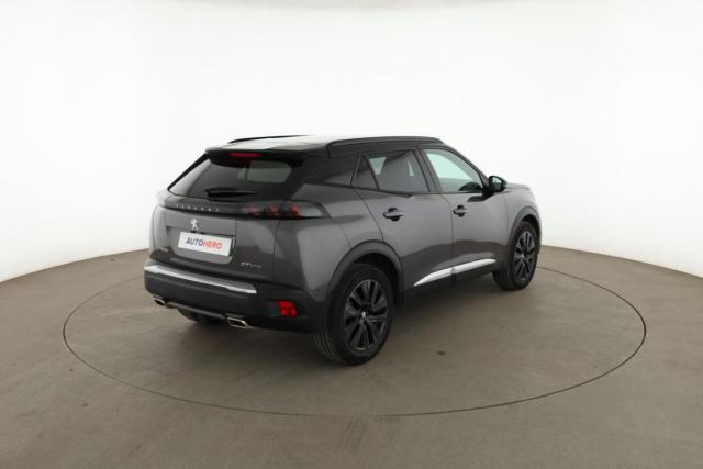 Peugeot 2008 image 6