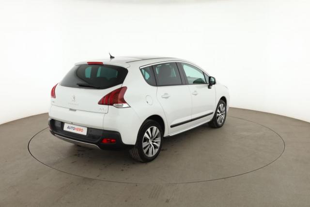 Peugeot 3008 image 2