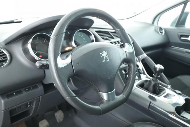 Peugeot 3008 image 9