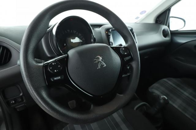 Peugeot 108 image 7