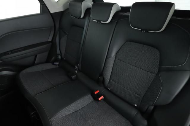 Renault Captur image 1