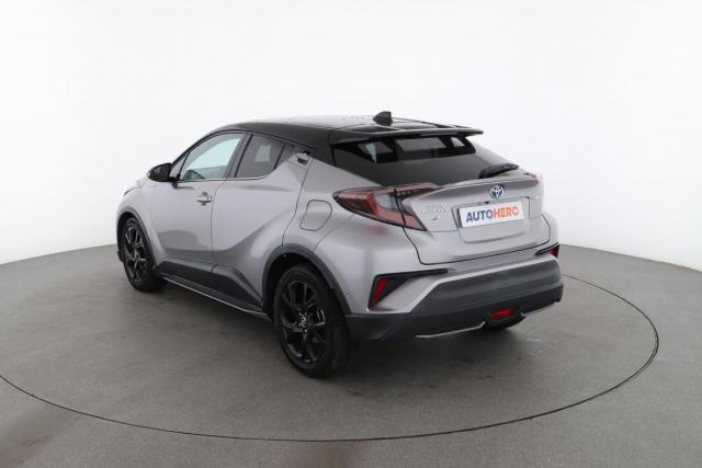 Toyota C-Hr image 6