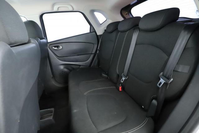 Renault Captur image 8