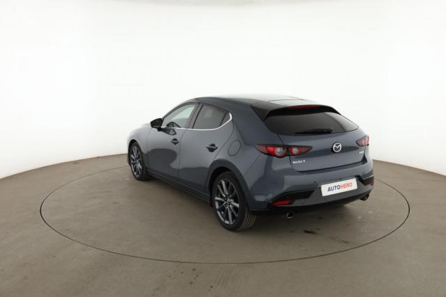 Mazda 3 image 8