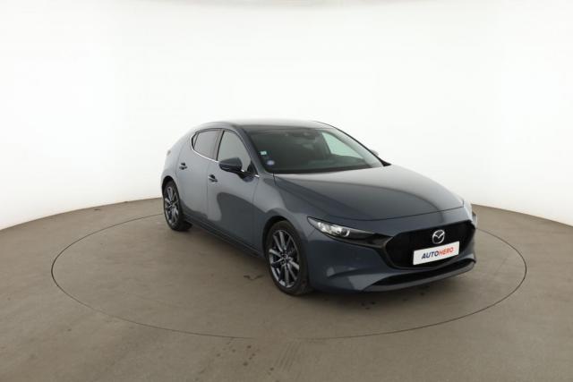 Mazda 3 image 2
