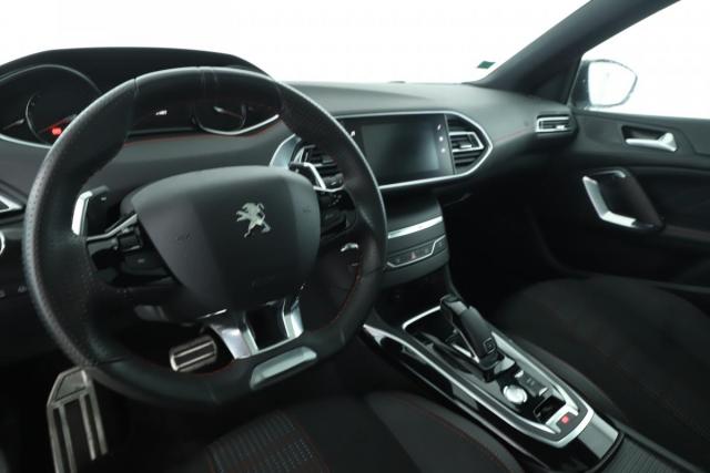Peugeot 308 image 2
