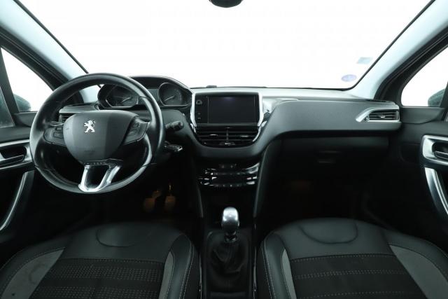Peugeot 2008 image 6
