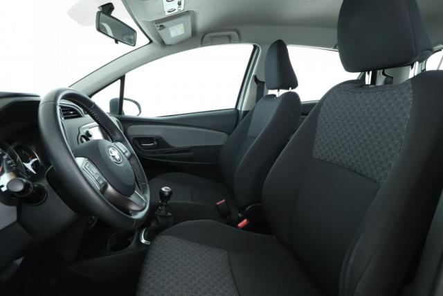 Toyota Yaris image 8