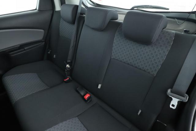 Toyota Yaris image 6