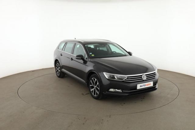 Volkswagen Passat Sw image 8
