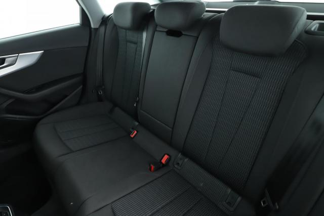 Audi A4 Avant image 7