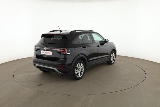 Volkswagen T-Cross image 9