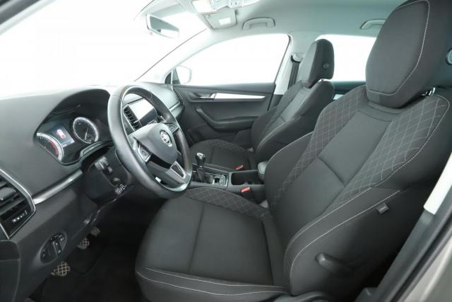 Skoda Karoq image 5