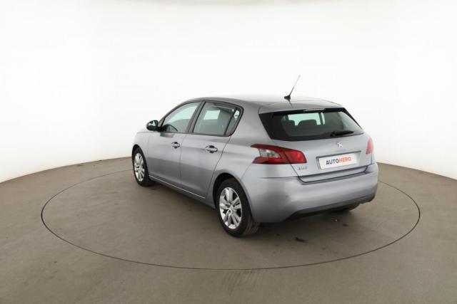 Peugeot 308 image 6