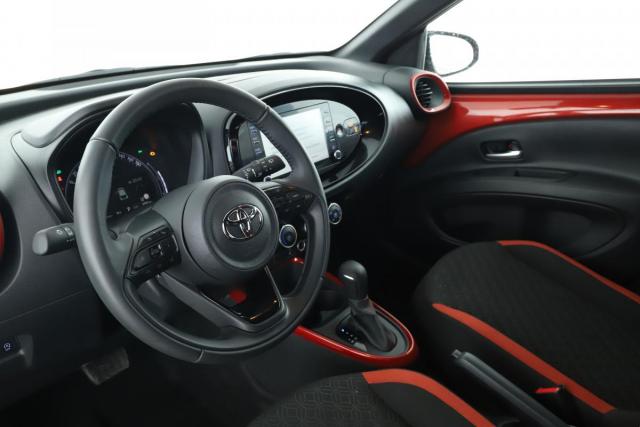 Toyota Aygo X image 2
