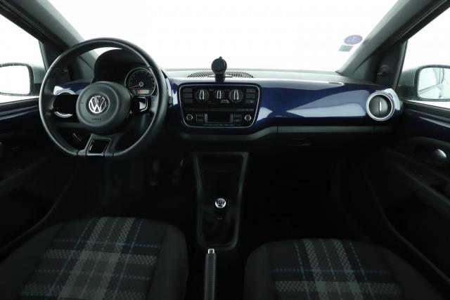 Volkswagen Up! image 4