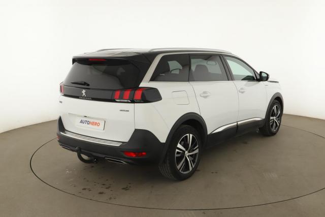 Peugeot 5008 image 4