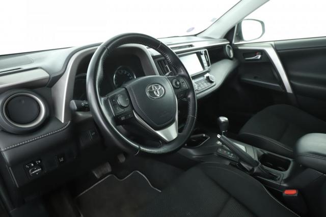 Toyota Rav4 image 4