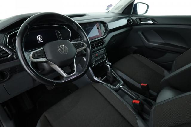 Volkswagen T-Cross image 6