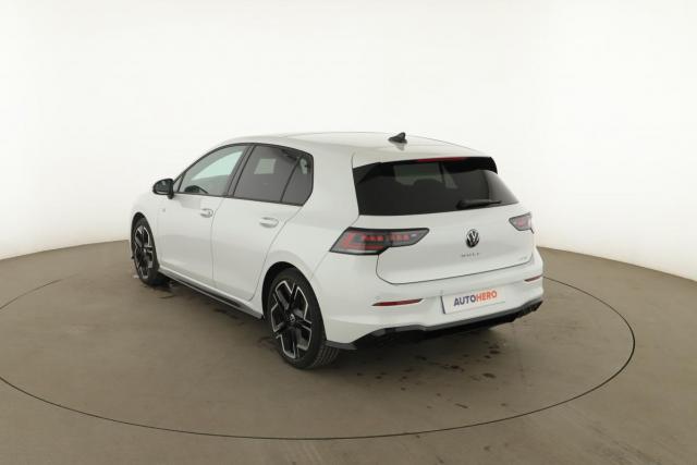 Volkswagen Golf image 9