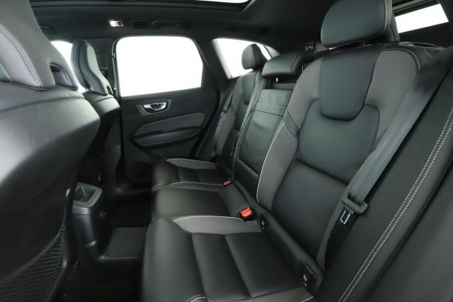 Volvo Xc60 image 9
