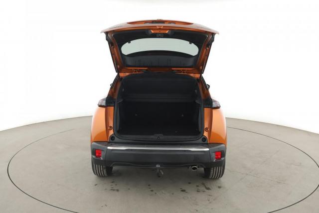 Peugeot 2008 image 2