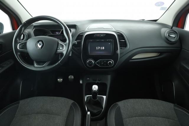 Renault Captur image 2