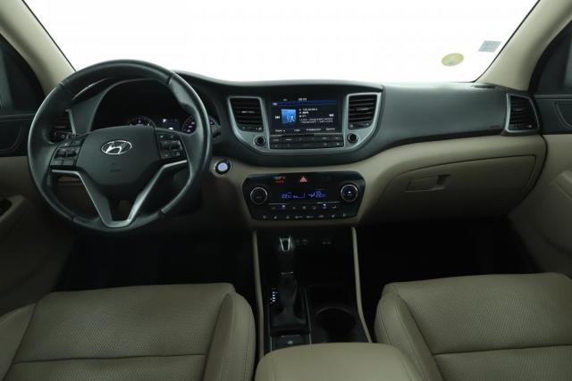 Hyundai Tucson image 2